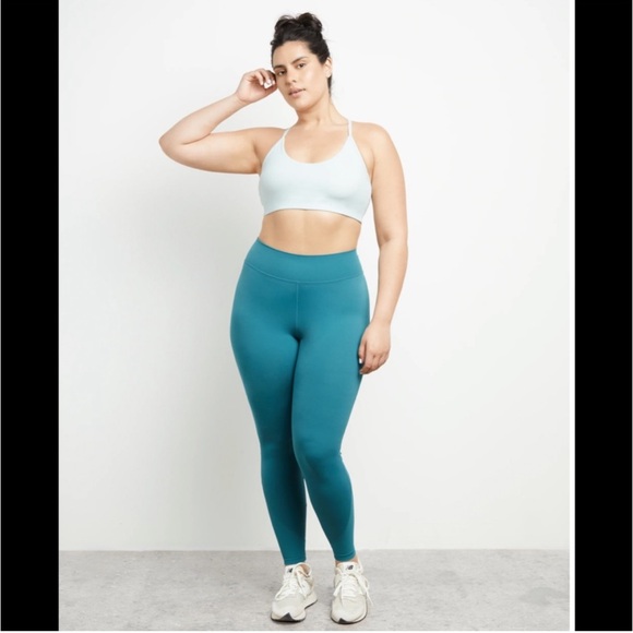 STORI Elevate Tight Leggings in Abyss - Picture 1 of 9
